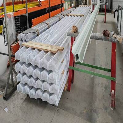 Op maat gemaakte extra grote glasvezel FRP profiel Epoxy hars Corrosiebestendige lange levensduur